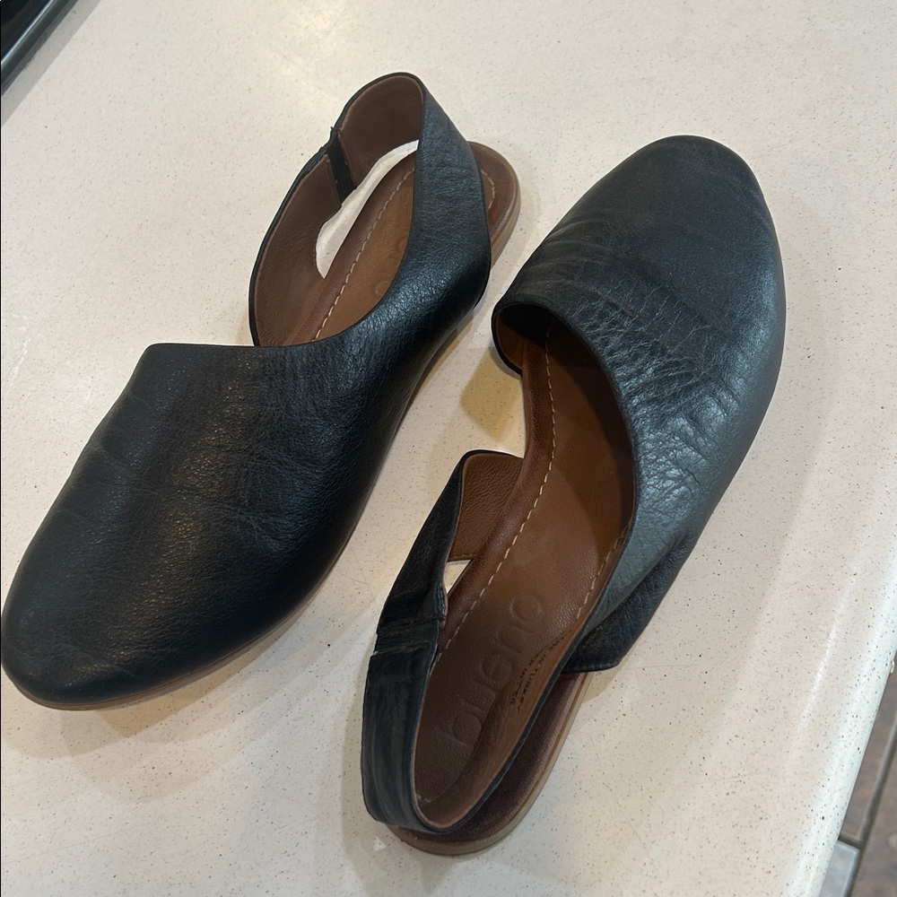 Funky Flats - image 3